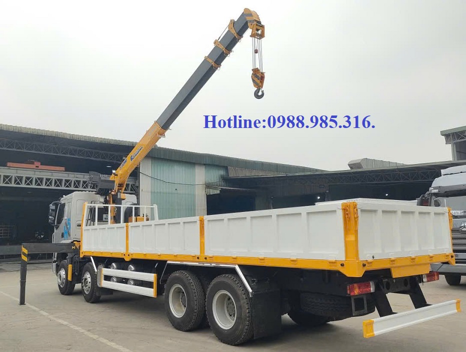 Xe cẩu tự hành 4 chân 12-16 tấn chenglong H5